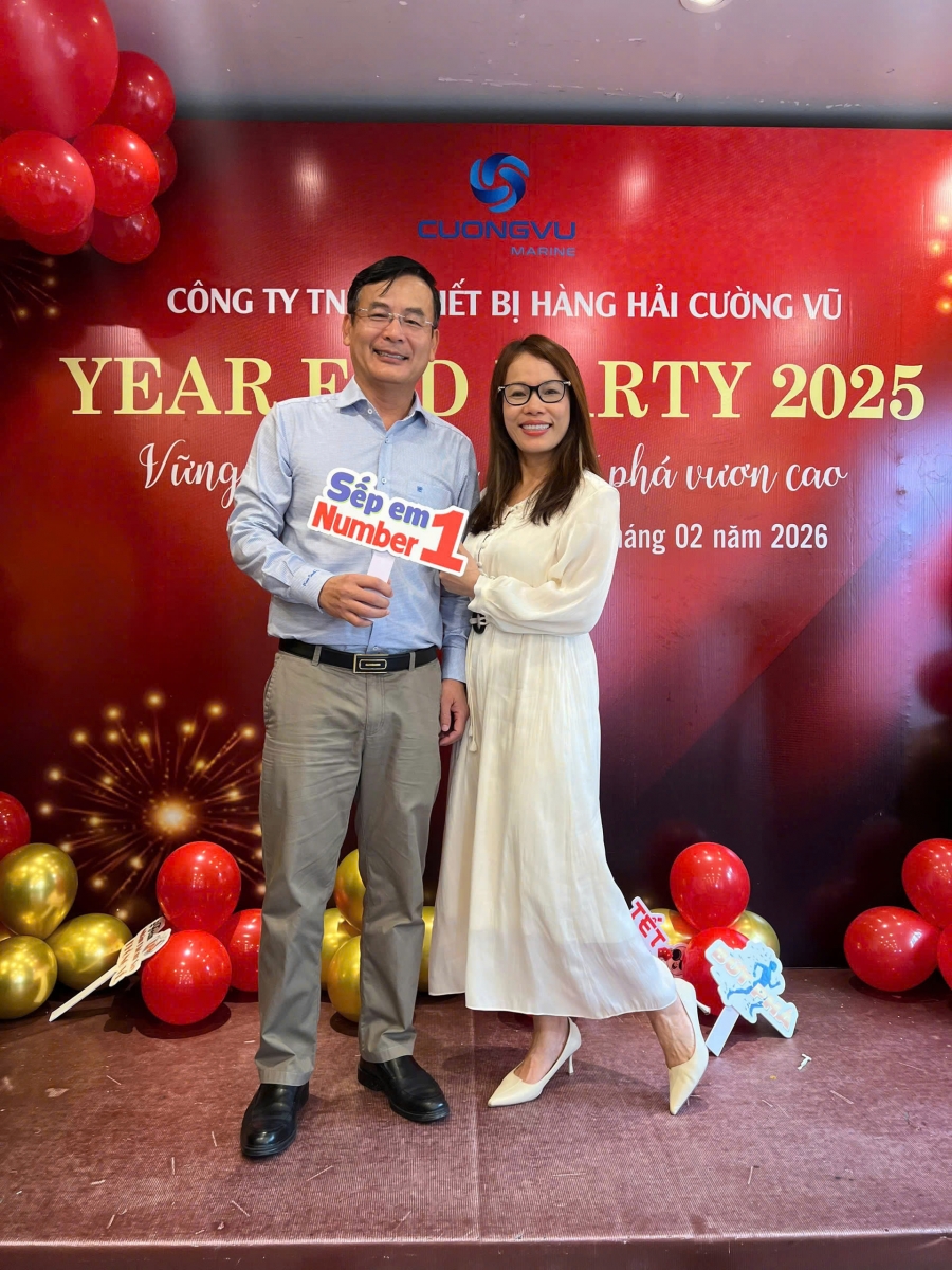 Giám đốc Đặng Vũ Phong và Phó Giám đốc Nguyễn Thị Quỳnh Hoa